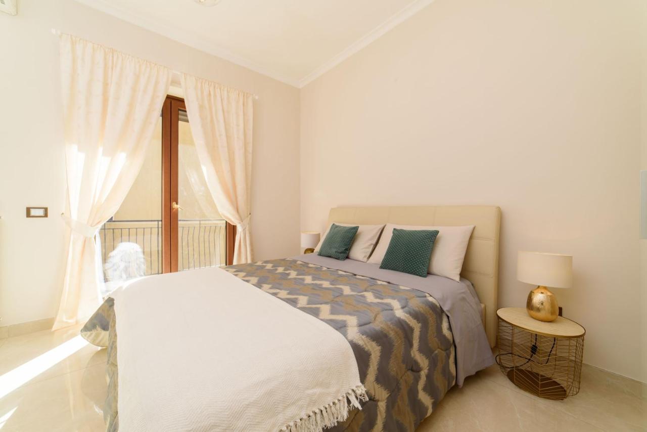 Homeaway Salerno Buitenkant foto